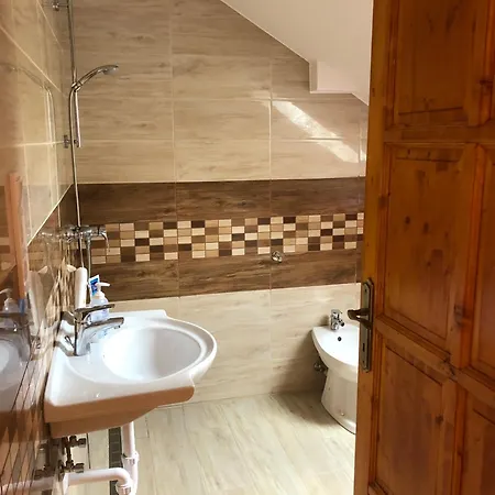 بيت للعطل Nora Wellness Nyaralo